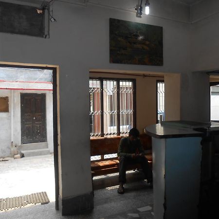 Gaurav Guest House Mathura Exteriör bild